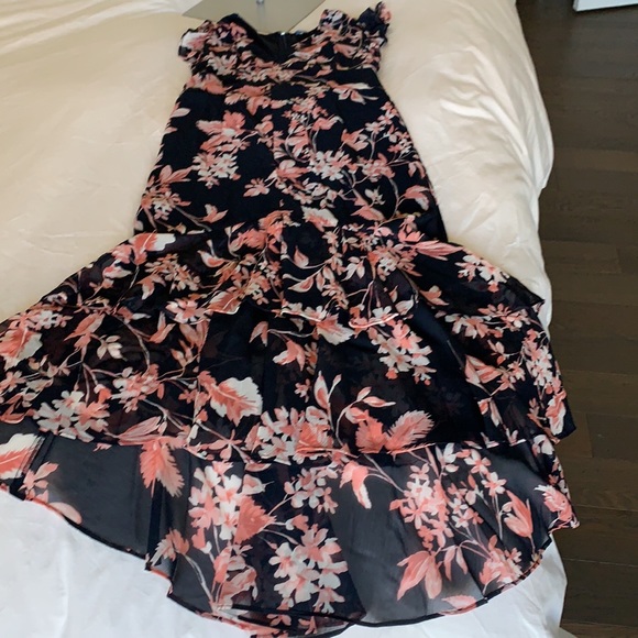 NWT Tommy Hilfiger ruffled dress - Picture 6 of 6